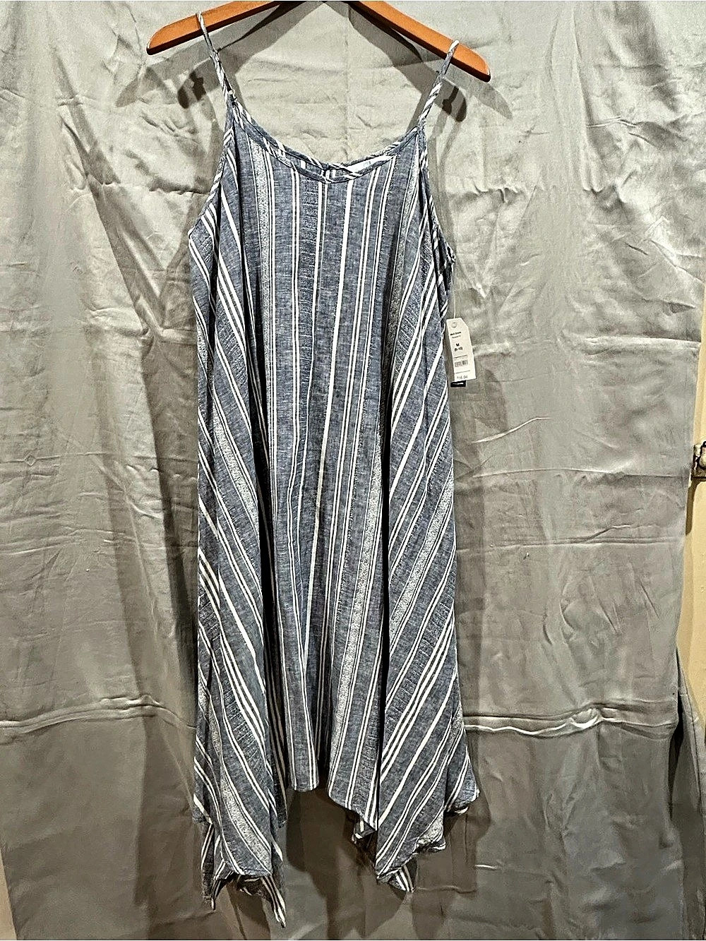 Time and Tru Midi Dress Striped Linen Blend Size Medium NWT